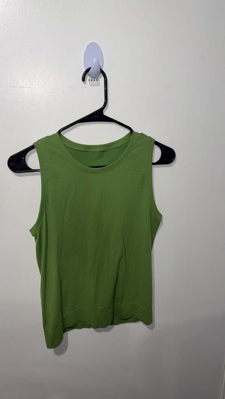 Athleta Green Seamless Perforated Tank Top Women’s Athletic Workout Yoga - M